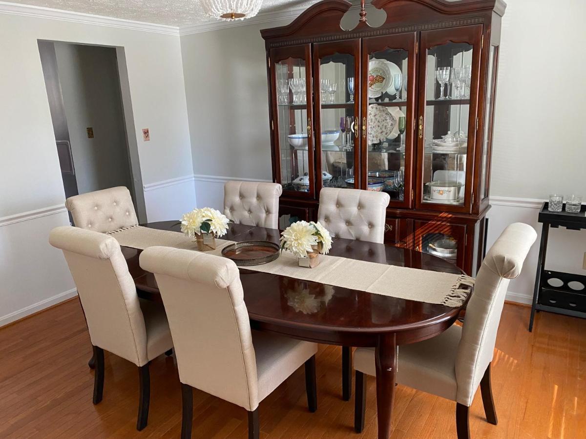 Upgraded, Beautiful 4 Bd Colonial In Silver Spring Luaran gambar