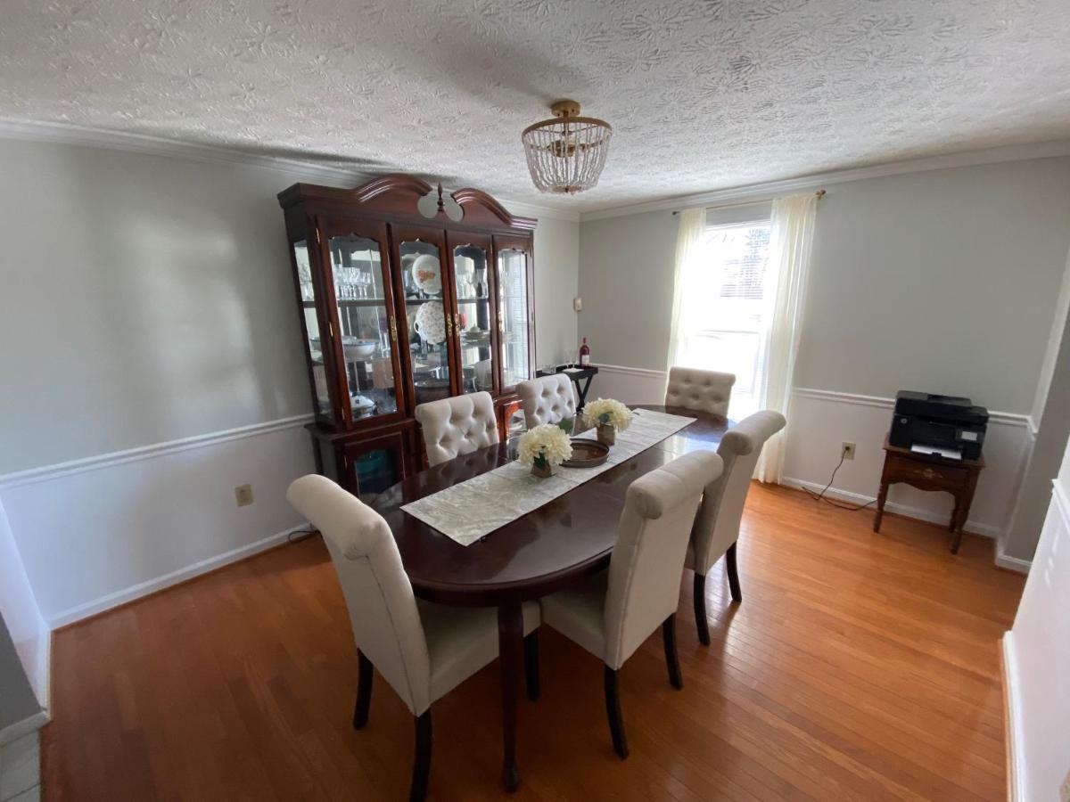Upgraded, Beautiful 4 Bd Colonial In Silver Spring Luaran gambar